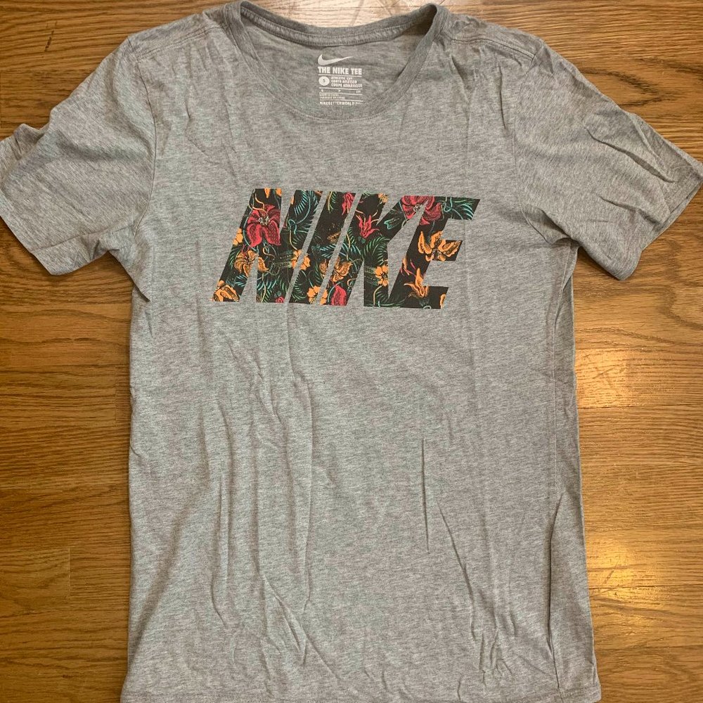 Nike Floral Logo T-shirt